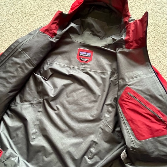 Patagonia Super Alpine Jacket: excellent condition, never worn. - Picture 2 of 8